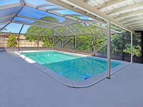 5561 SW 2nd Ct, Plantation FL 33317