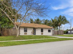 720 SW 81 Ter, North Lauderdale FL 33068