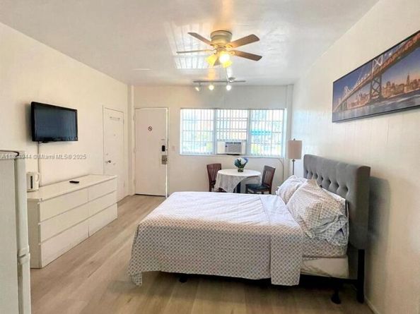 26 Diplomat Pkwy 2263, Hallandale Beach FL 33009
