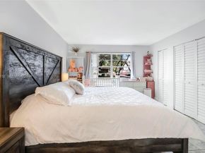 8501 NW 8th St 110, Miami FL 33126