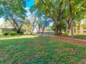 8501 NW 8th St 110, Miami FL 33126