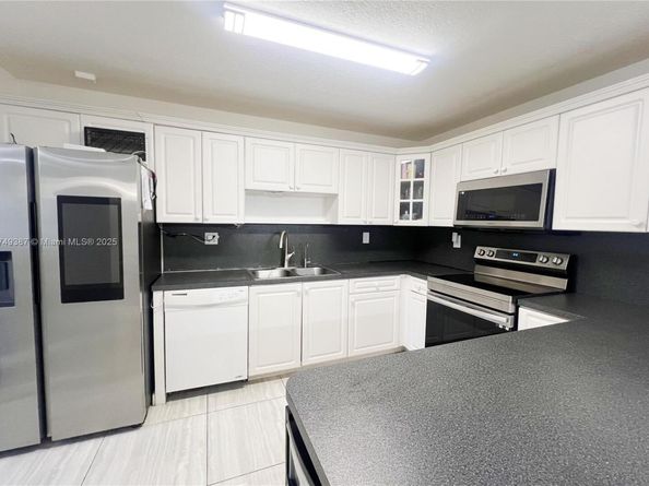 9024 NW 45th Ct 9024, Sunrise FL 33351
