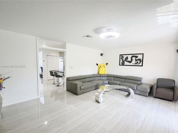 9024 NW 45th Ct 9024, Sunrise FL 33351