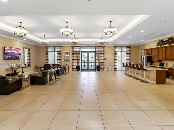 15340 SW 176th Ln, Miami FL 33187