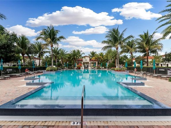 15340 SW 176th Ln, Miami FL 33187