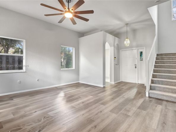 7459 NW 17th Dr, Pembroke Pines FL 33024