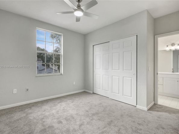 7459 NW 17th Dr, Pembroke Pines FL 33024