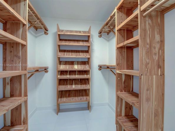 Undisclosed Address #A11878864, Hallandale Beach FL 33009