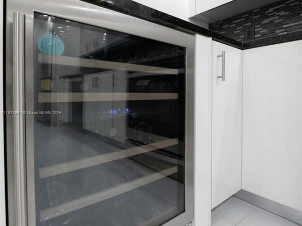 Undisclosed Address #A11878864, Hallandale Beach FL 33009