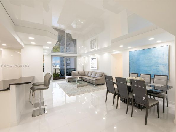 Undisclosed Address #A11878864, Hallandale Beach FL 33009