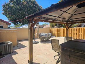 17914 NW 66th Ct Cir, Hialeah FL 33015