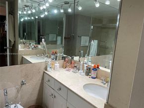 5151 Collins Ave 1523, Miami Beach FL 33140