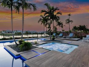 9369 Crestview Cir, Palm Beach Gardens FL 33412