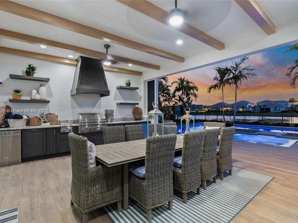 9369 Crestview Cir, Palm Beach Gardens FL 33412