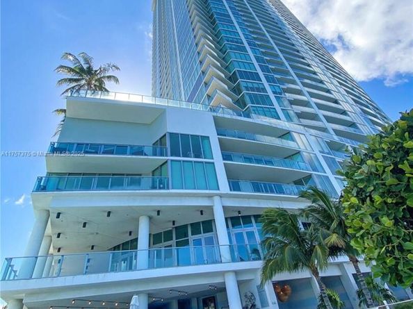 2900 NE 7th Ave 2008, Miami FL 33137