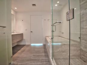 2900 NE 7th Ave 2008, Miami FL 33137