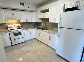 901 Hillcrest Dr 315, Hollywood FL 33021