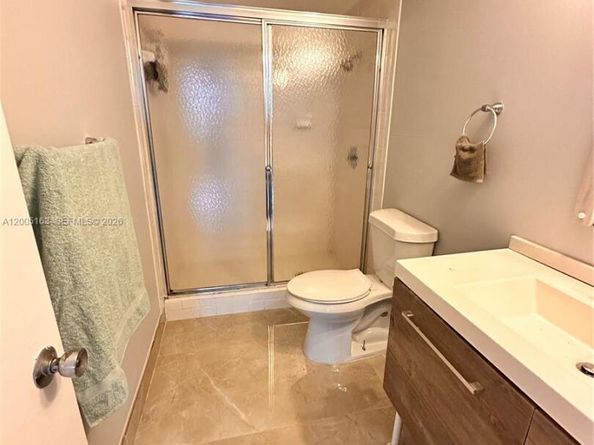 901 Hillcrest Dr 315, Hollywood FL 33021