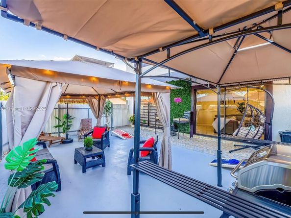 15445 SW 57th St, Miami FL 33193