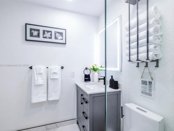 15445 SW 57th St, Miami FL 33193