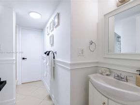 15445 SW 57th St, Miami FL 33193