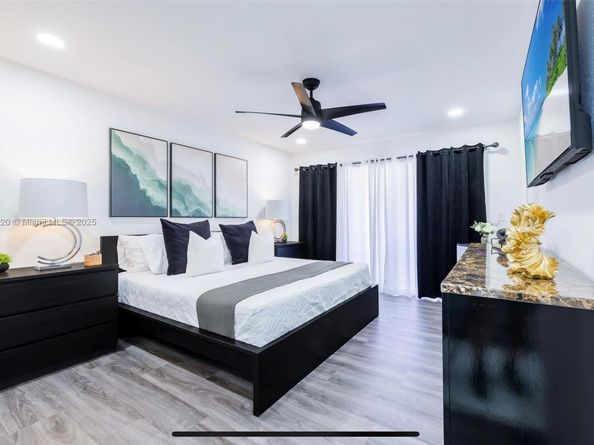 15445 SW 57th St, Miami FL 33193