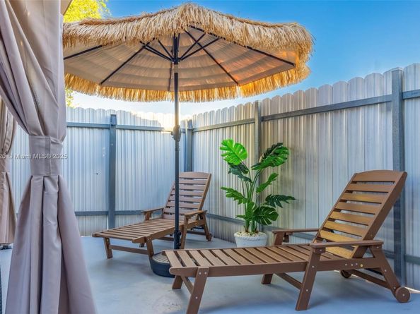 15445 SW 57th St, Miami FL 33193