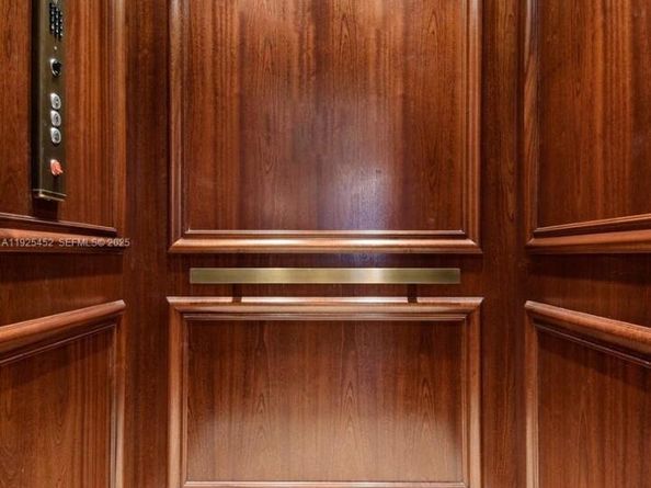 2782 Kinsington Cir 254, Weston FL 33332