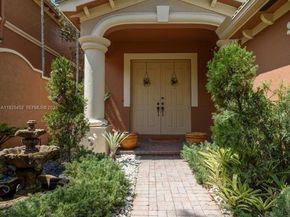 2782 Kinsington Cir 254, Weston FL 33332