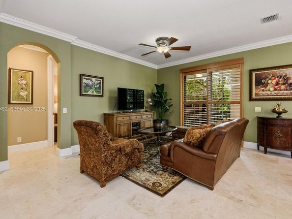 2782 Kinsington Cir 254, Weston FL 33332