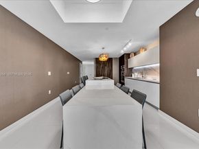 851 NE 1st Ave 3711, Miami FL 33132