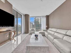 851 NE 1st Ave 3711, Miami FL 33132