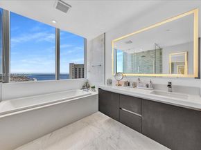 851 NE 1st Ave 3711, Miami FL 33132