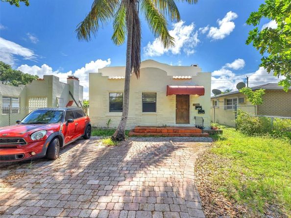 1932 Dewey St, Hollywood FL 33020