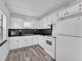 1932 Dewey St, Hollywood FL 33020