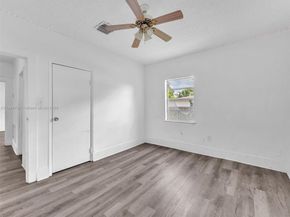 1932 Dewey St, Hollywood FL 33020