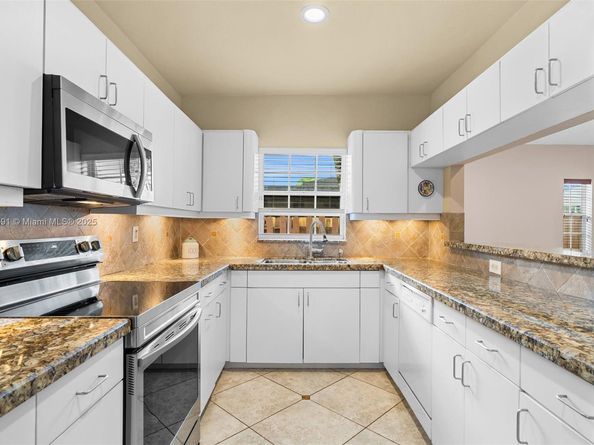 3510 SW 13th St, Miami FL 33145