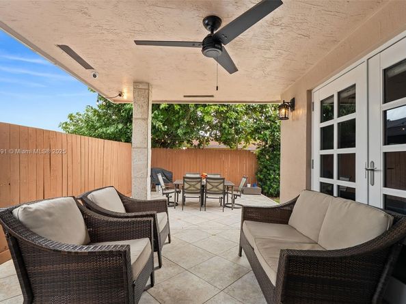 3510 SW 13th St, Miami FL 33145