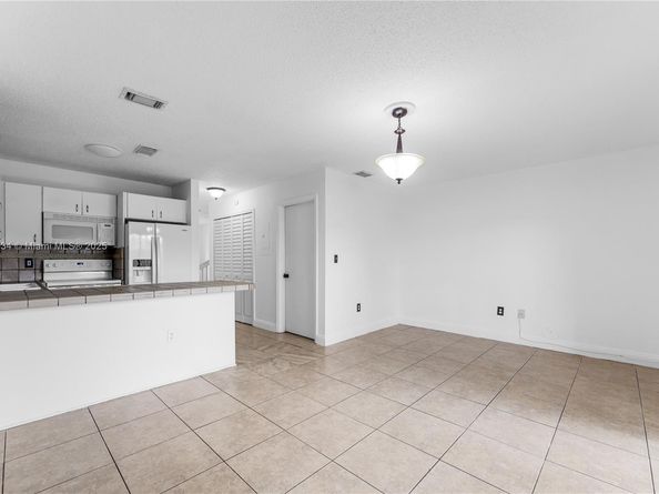 6350 SW 139th Ave, Miami FL 33183