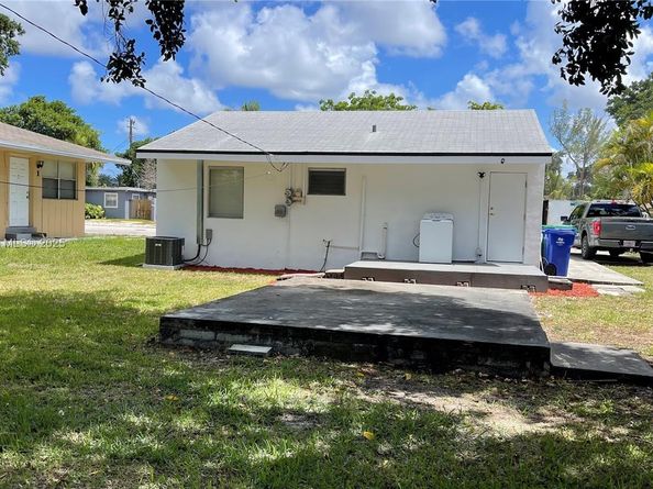 6021 SW 38th St, Miramar FL 33023