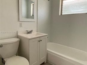 6021 SW 38th St, Miramar FL 33023