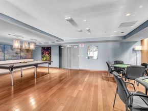 325 S Biscayne Blvd LPH 17, Miami FL 33131