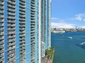 325 S Biscayne Blvd LPH 17, Miami FL 33131