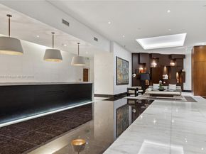 200 Biscayne Boulevard Way 4912, Miami FL 33131
