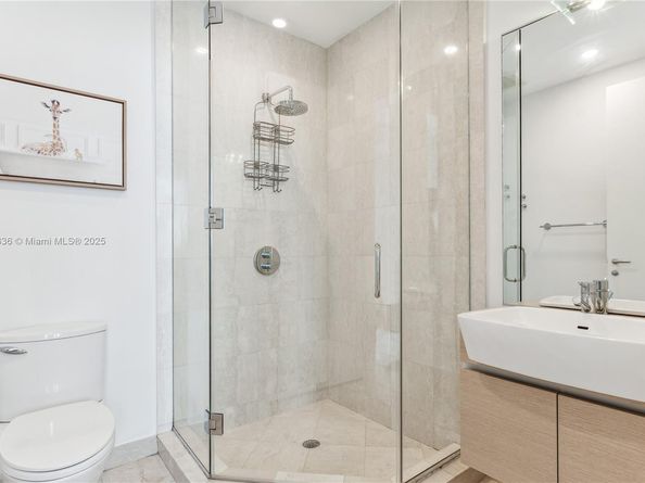 200 Biscayne Boulevard Way 4912, Miami FL 33131