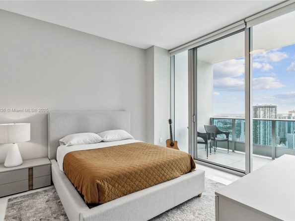 200 Biscayne Boulevard Way 4912, Miami FL 33131