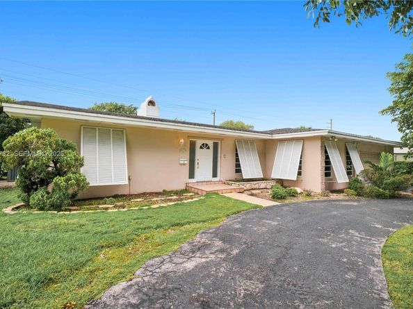 8010 SW 139th Ter, Palmetto Bay FL 33158