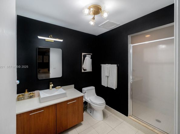 3301 NE 1st Ave M0201, Miami FL 33137