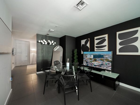 3301 NE 1st Ave M0201, Miami FL 33137