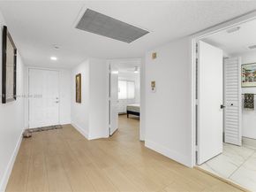 12550 SW 15th St 411E, Pembroke Pines FL 33027